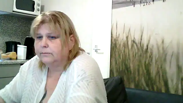 Chatroom XXX en direct de Sylviastar46