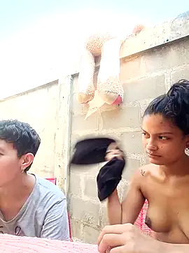 Chat +18 de Mei_and_Gaby ao vivo