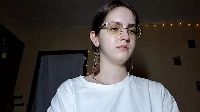 Katelemon 现场XXX聊天