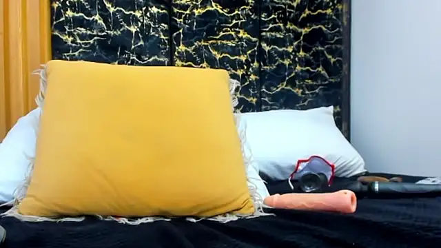 Chatroom XXX en direct de MiaCours