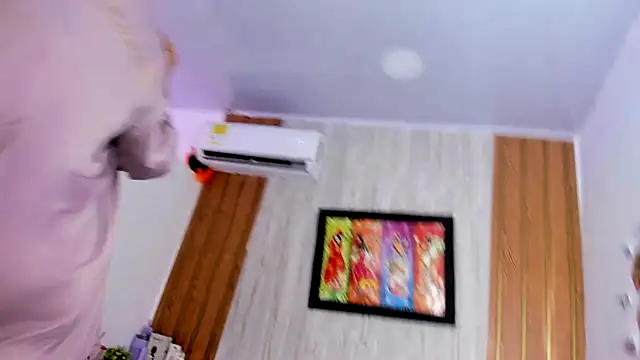 Alika01のライブXXXチャット