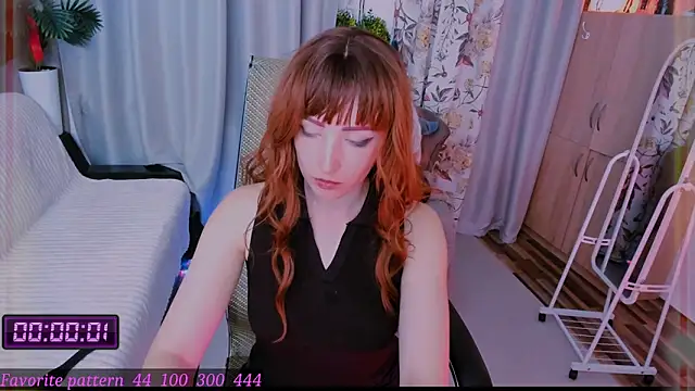 Chat +18 de Elli3cat ao vivo