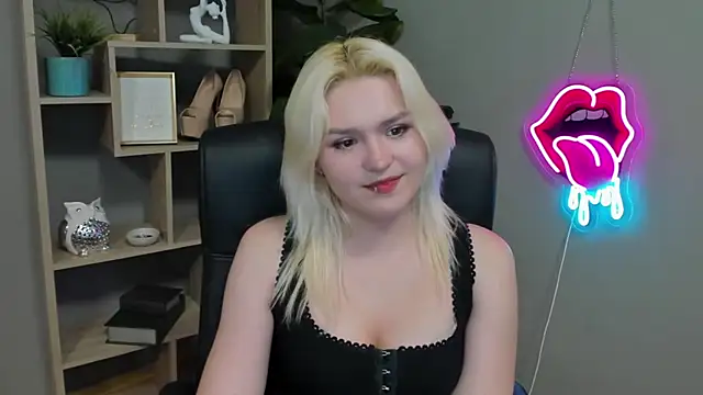 SweetLilyxoのライブXXXチャット