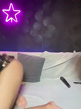 KiscsillaggのライブXXXチャット