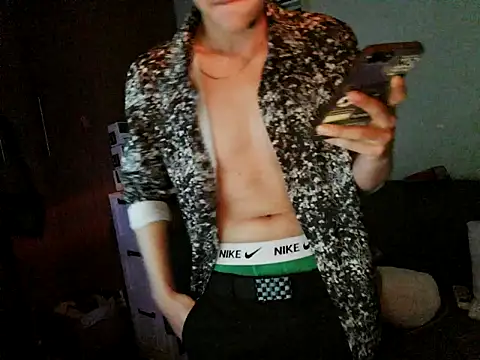 boyhigh1997 Chat XXX in diretta