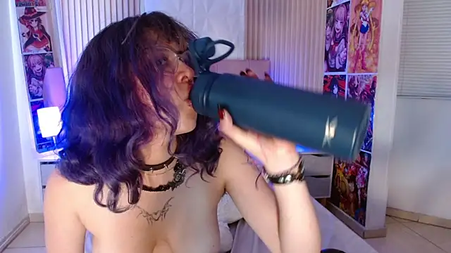 rihonna_hs8's Live XXX Chat