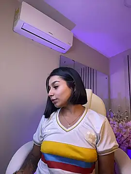 Chatroom XXX en direct de AlyssaRay