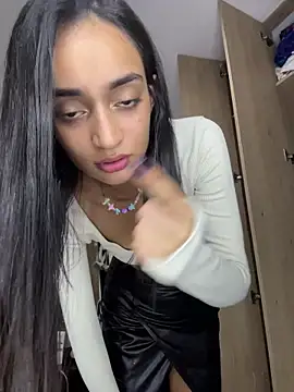 Chatroom XXX en direct de leilani_X