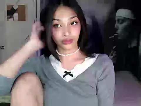 itsmekarinaaa Show in webcam