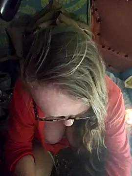 Hot-Muciのウェブカメラショー