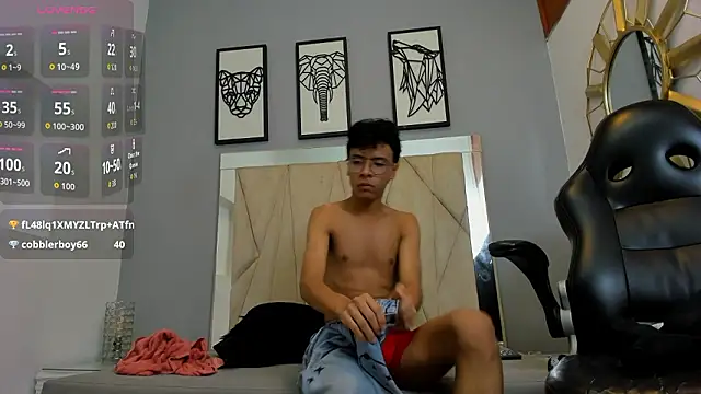 Вебкам-шоу adams_bobby