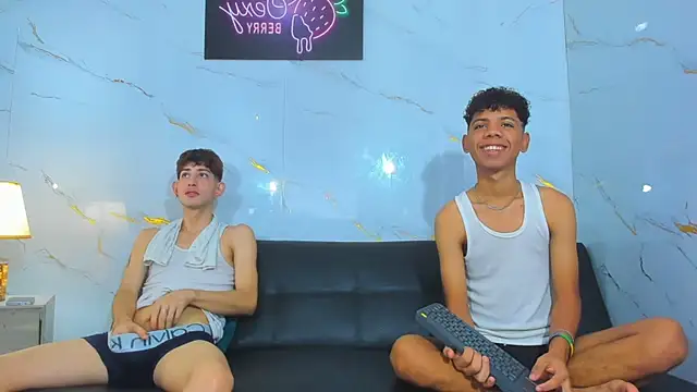 Czat XXX na żywo – Spicy_guys