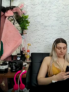 دردشة ScarletCallings_420 الجنسية المباشرة