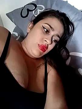 Show de MariBelle1 na webcam