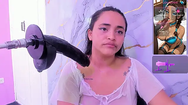 Chat +18 de susan__bigass ao vivo