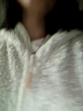 _Alice_0-0 live XXX chat