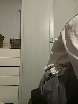 Pokazy przed kamerką – sexywhore5