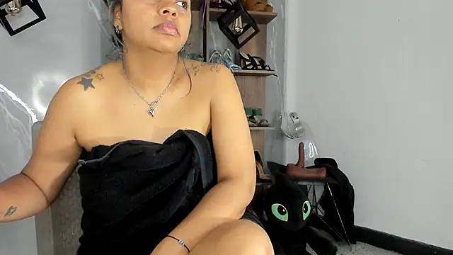 Czat XXX na żywo – MirandaHaguen