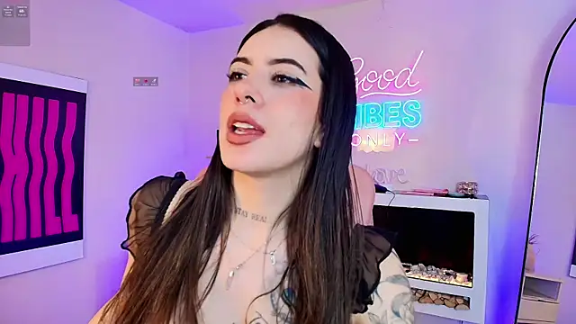 Alice_Vixen – Naživo XXX chat