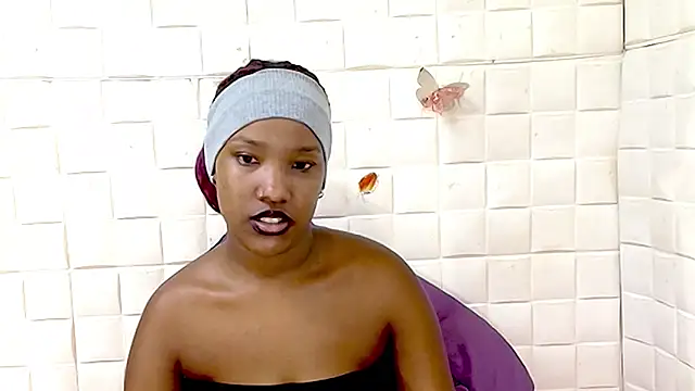 EroticSexyPrada's Live XXX Chat