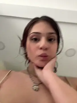 AngelRuby: απευθείας συνομιλία ΧΧΧ