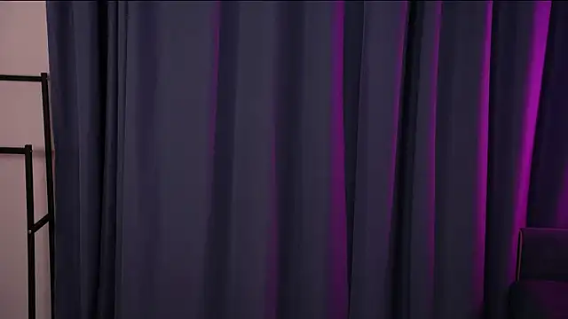 Chat XXX Live AmiliFox1