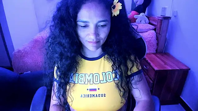 rayza_mature_154's Live XXX Chat