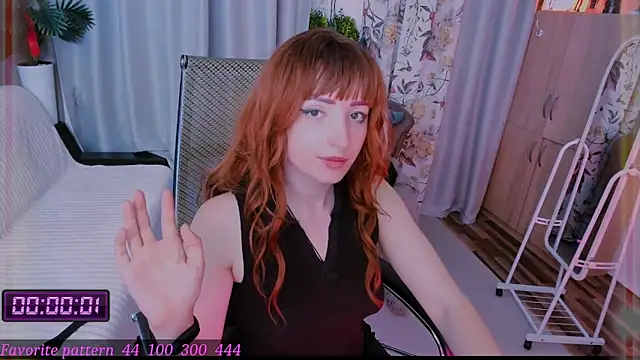 Elli3cat Chat XXX in diretta