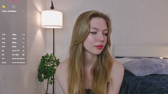 Erosyne's Live XXX Chat