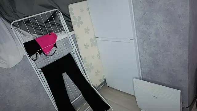 Chat +18 de CutieWorm ao vivo