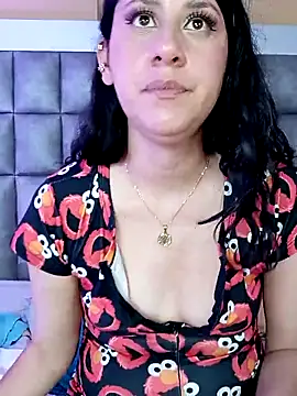 XXX chat uživo modela LunaDamasco