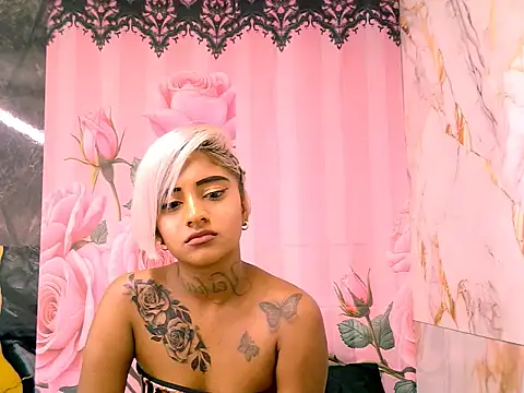 XXX chat uživo modela indian_barbie