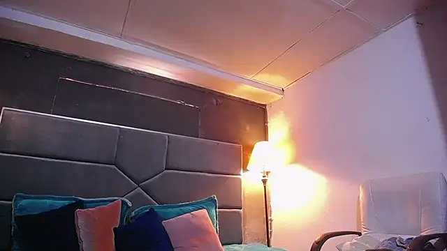 teddyfit19cm Adlı Modelin Web Kamerası Şovu