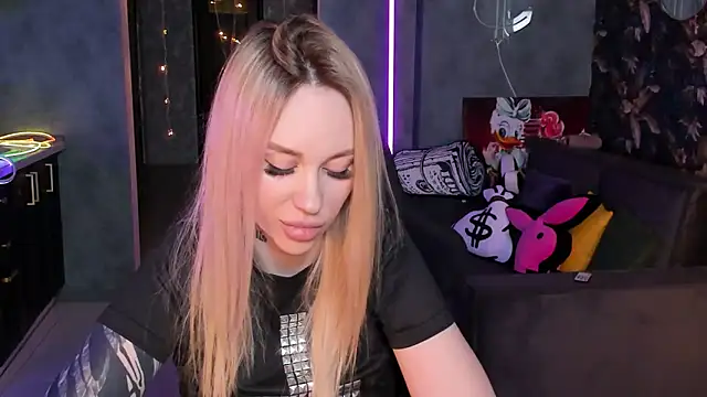 Blckmirrorr Live XXX-chat