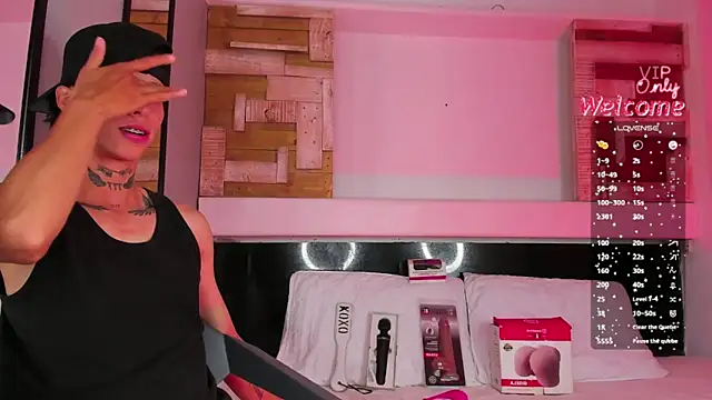 Chatroom XXX en direct de AmberAdams_