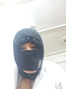 Rahaf11: απευθείας συνομιλία ΧΧΧ