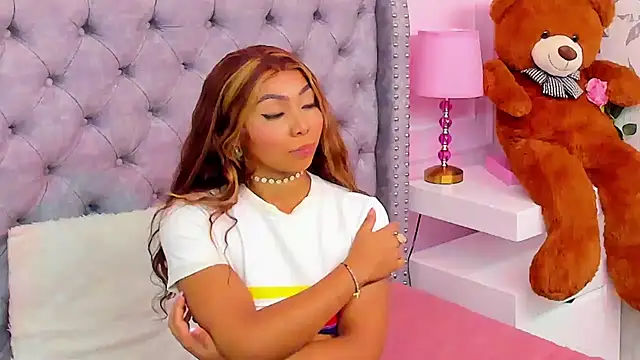 HaileeRoberts Chat XXX in diretta