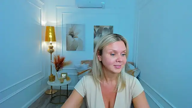 Chat XXX en directo de AgathaKlouin