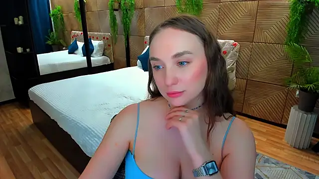 Chat XXX en directo de TrueReincarnation