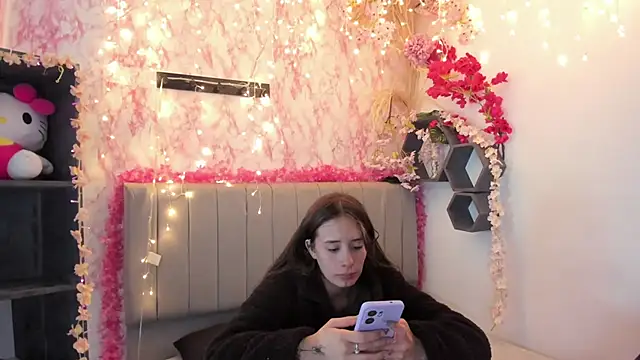 Scarlett21__'s Live XXX Chat