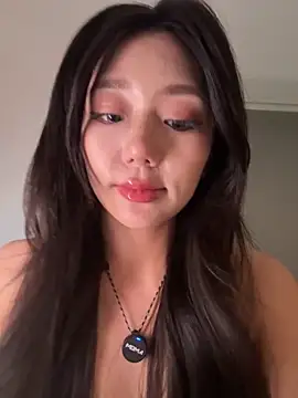 Pokazy przed kamerką – jiajia_L