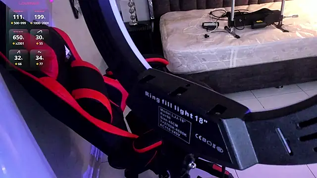 Онлайн чат XXX DomenicoRey