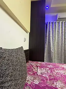 Nancy_Catz: απευθείας συνομιλία ΧΧΧ