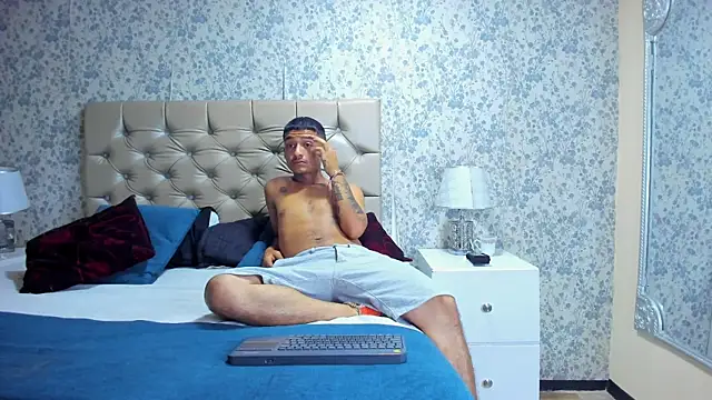 TurnerStar Webcamshow