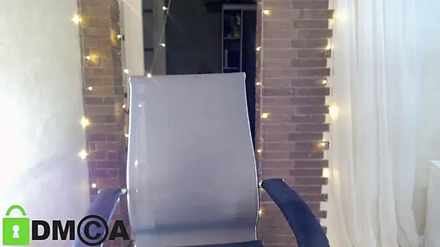 ms_kelarini: απευθείας συνομιλία ΧΧΧ