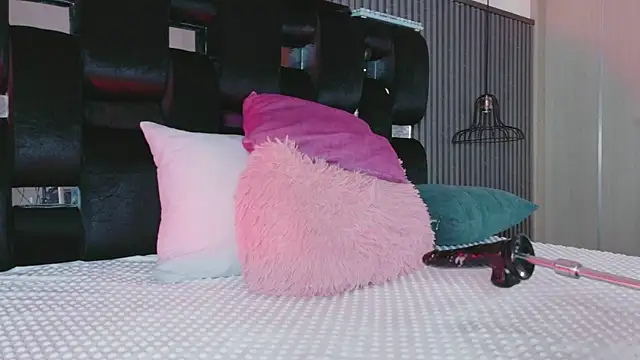 XXX chat uživo modela levana1