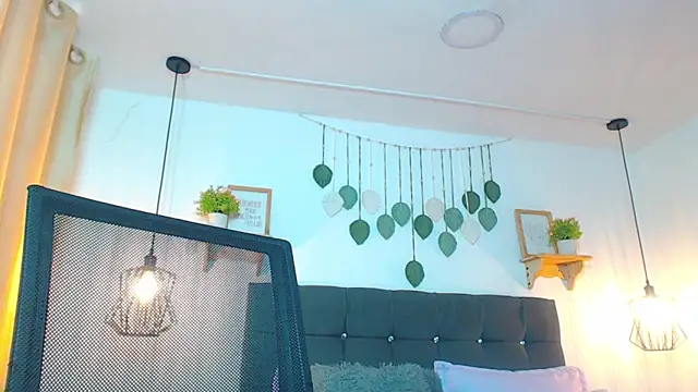 Emma_hassani's Live XXX Chat