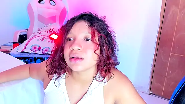 Emily_Coper18 live XXX chat