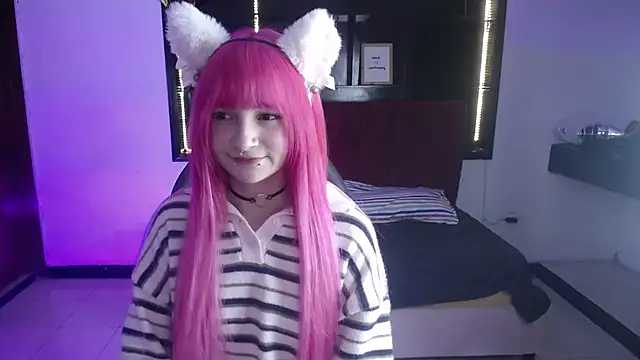 _Charlotte_Collins_のライブXXXチャット