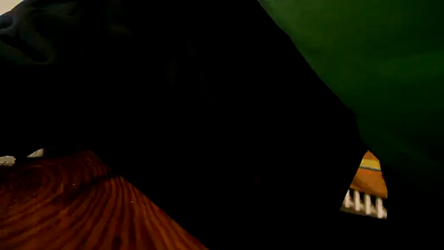 fntbzh56のライブXXXチャット